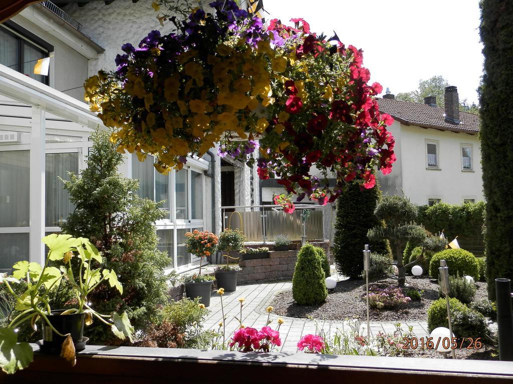 Ferienwohnungen Haus Waltraud Steinwiesen Ngoại thất bức ảnh